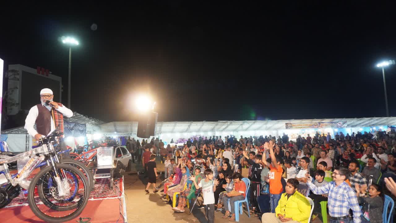 همایش بزرگ پیاده روی خانوادگی در بندرعباس برگزار شد