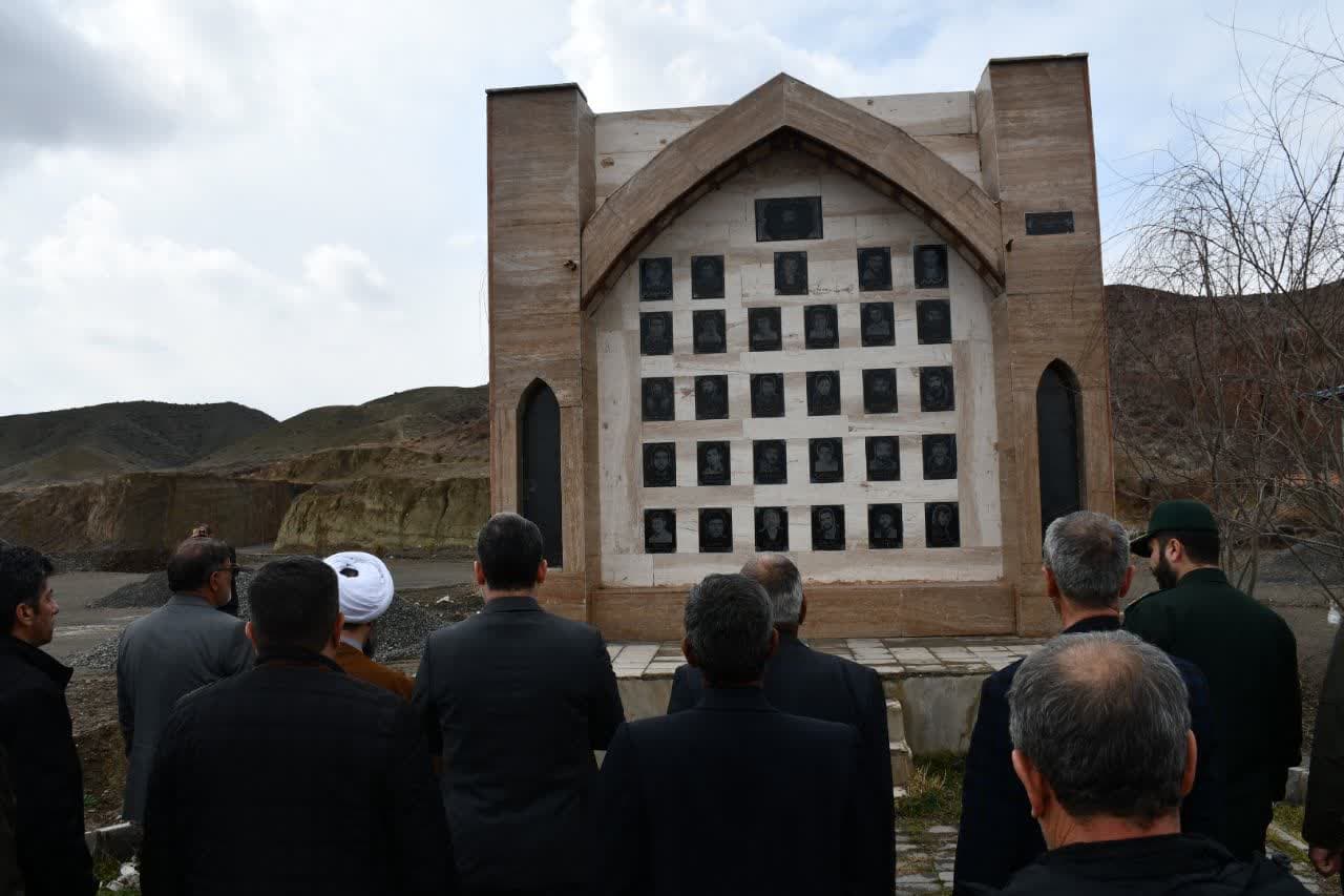 تصاویر/ حضور امام جمعه شهرستان خوی در روستای قوروق