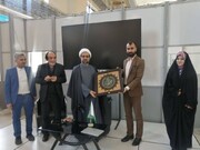 نشست «هم‌گرایی رسانه‌های سنتی و رسانه‌های نوین در نشر ارزش‌های دینی» در نمایشگاه رسانه‌های ایران برگزار شد