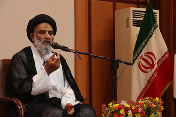 مرحوم حجت الاسلام والمسلمین شفیعی برخوردار از گفتار و رفتار نبوی بود