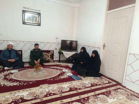 تصاویر/دیدار با خانواده شهید جعفری و ابوطالبی در آشتیان