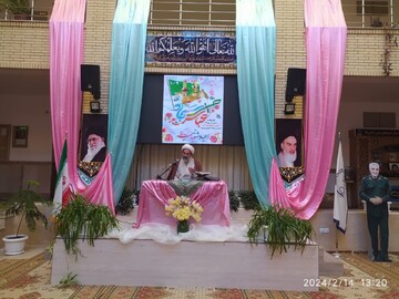 علم به انسان بصیرت و زمان شناسی می دهد