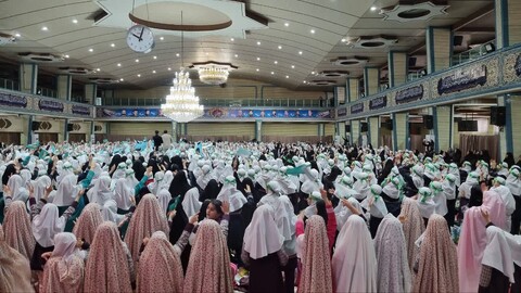 تصاویر/ همایش دختران مهدوی ویژه دانش آموزان ارومیه