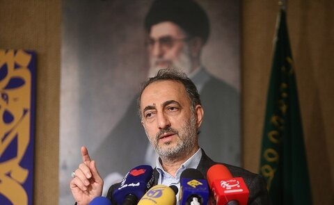 محمد اسحاقی، معاون پژوهش و آموزش مؤسسه انقلاب اسلامی