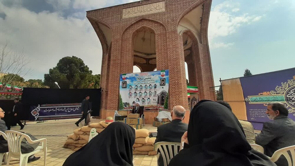 برای هر صندلی مجلس خون ۱۱۰۰ شهید ریخته شده است