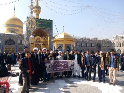 تصاویر/ حضور اساتید و طلاب مدرسه علمیه آیت الله مصطفوی در حرم رضوی