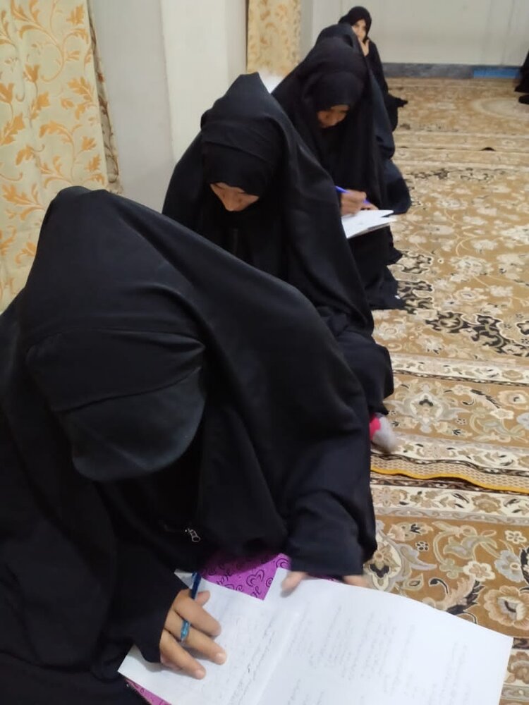 جامعۃ المصطفٰی شعبۂ پاکستان کے شعبۂ ثقافت و تہذیب کی جانب سے مقابلۂ کتاب خوانی کا انعقاد؛ فاطمیہ ایجوکیشنل کی طالبات کی بھرپور شرکت