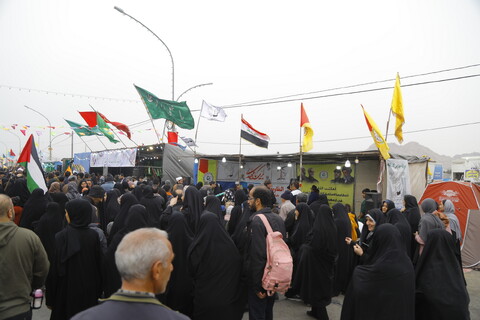 تصاویر / جشن نیمه شعبان در مسیر منتهی به مسجد مقدس جمکران