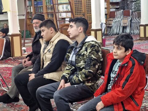 تصاویر/ شهرستان ماکو غرق در شادی ولادت امام زمان