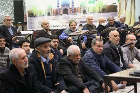 تصاویر/ حضور استاندار آذربایجانغربی در جمع نمازگزاران مسجد حضرت ابوالفضل ( علیه السلام ) اروميه
