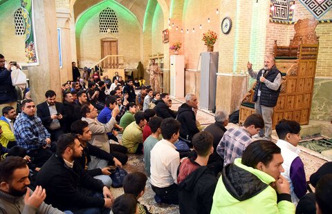 تصاویر| مراسم بزرگ جشن و نورافشانی میلاد با سعادت حضرت ولی عصر(عج) در شیراز