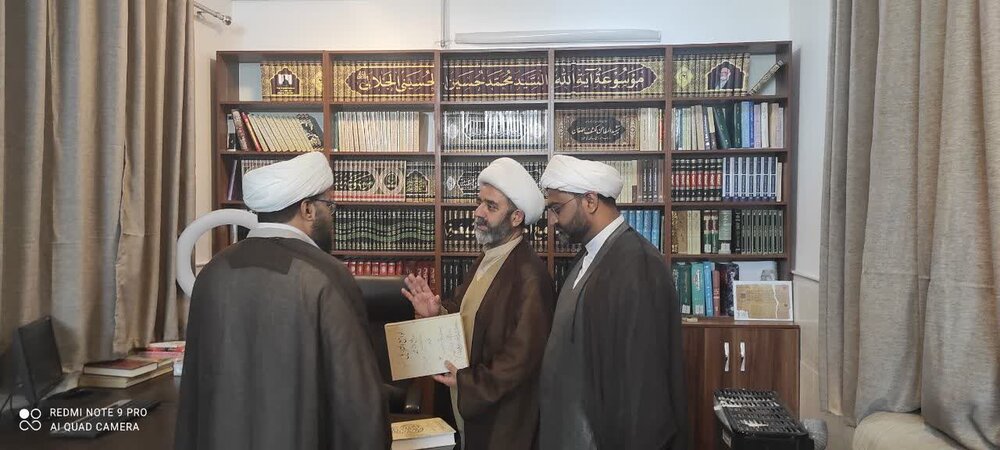 भारतीय प्रचारको और अध्यापको का क़ुम अल मुक़द्देसा मे पुरातत्व पुनरुद्धार केंद्र का दौरा