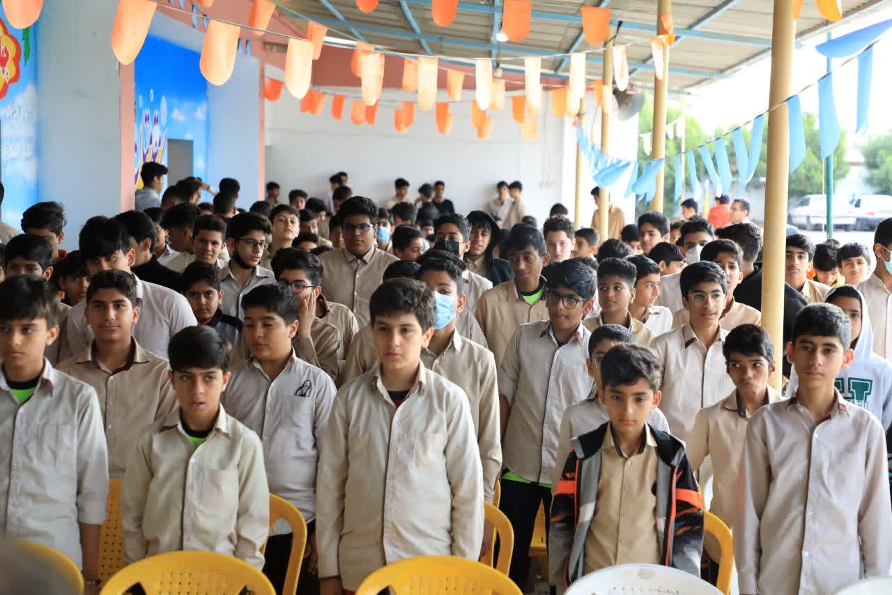 زنگ مجلس در مدارس استان هرمزگان نواخته شد