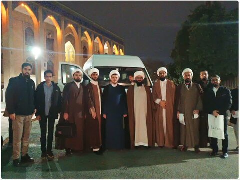 اعزام کادر و طلاب مدرسه علمیه امام خمینی برای دیدار با رهبر معظم انقلاب