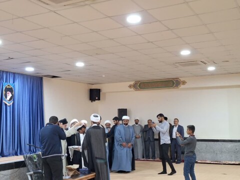 تصاویر/ دیدار آیت الله حسینی بوشهری با طلاب کنگانی