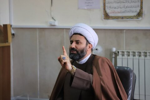 تصاویر/سرکشی مدیر و معاونین حوزه های علمیه کردستان از حوزه مدرسه علمیه کامیاران