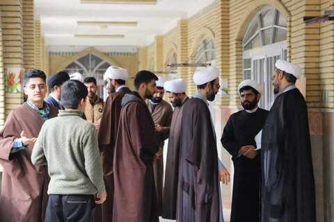 تصاویر/سرکشی مدیر و معاونین حوزه های علمیه کردستان از حوزه مدرسه علمیه کامیاران