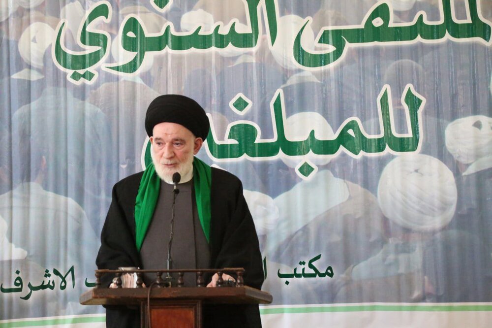 خطیب و عالم دینی اگر اعتماد به خدا مبنی بر پیروزی نداشته باشد، شکست خورده است