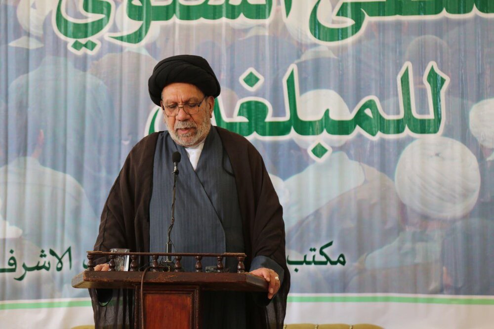 خطیب و عالم دینی اگر اعتماد به خدا مبنی بر پیروزی نداشته باشد، شکست خورده است