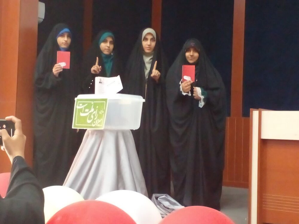 تشریح فعالیتهای تبلیغی مبلغان مدارس علمیه خواهران استان هرمزگان