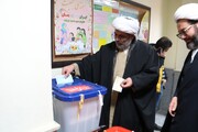 تصاویر/ حضور مدیر حوزه علمیه استان اردبیل در انتخابات