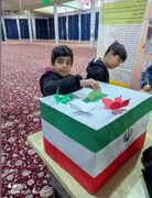 کلیپ| حضور پرشور مردم شهر اراک در مای صندوق‌های رأی(۲)