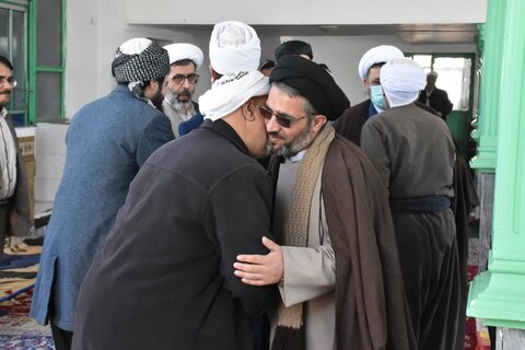 تصاویر/ دیدار مدیر مرکز اسلامی استان آذربایجان غربی با علما و طلاب اهل سنت قطور خوی