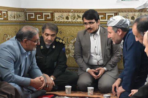 تصاویر/ دیدار مدیر مرکز اسلامی استان آذربایجان غربی با علما و طلاب اهل سنت قطور خوی