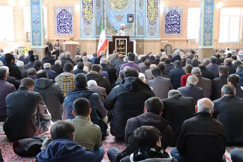 تصاویر/ گزارش تصویری نماز جمعه شهرستان نقده