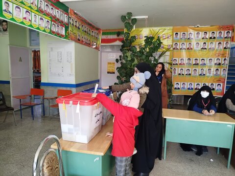 تصاویر/حال و هوای انتخابات در اراک