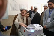 Grand Ayat. Sobhani Casts His Vote in Elections