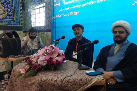 تصاویر/ همراهی مدیران تبلیغات اسلامی یزد با فعالان مساجد و رأی اولی هاپای صندوق رأی