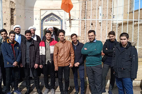 تصاویر/ همراهی مدیران تبلیغات اسلامی یزد با فعالان مساجد و رأی اولی هاپای صندوق رأی