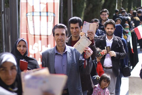 حماسه حضور در انتخابات مجلس شورای اسلامی و خبرنگان رهبری در بیرجند