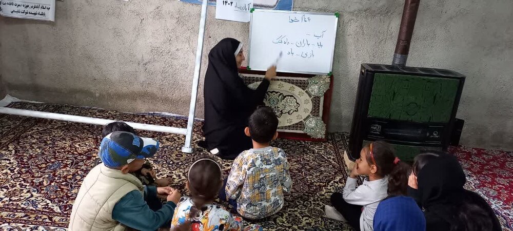 بچههای ترک تحصیل کرده دیروز و معلمان امروز روستا/ بانویی که ناجی منطقه محروم خود شد