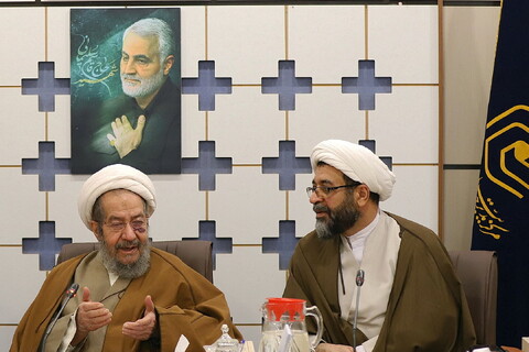 تصاویر/ آیین بهره برداری و گلنگزنی پروژه های جدید عمرانی حوزه های علمیه خواهران