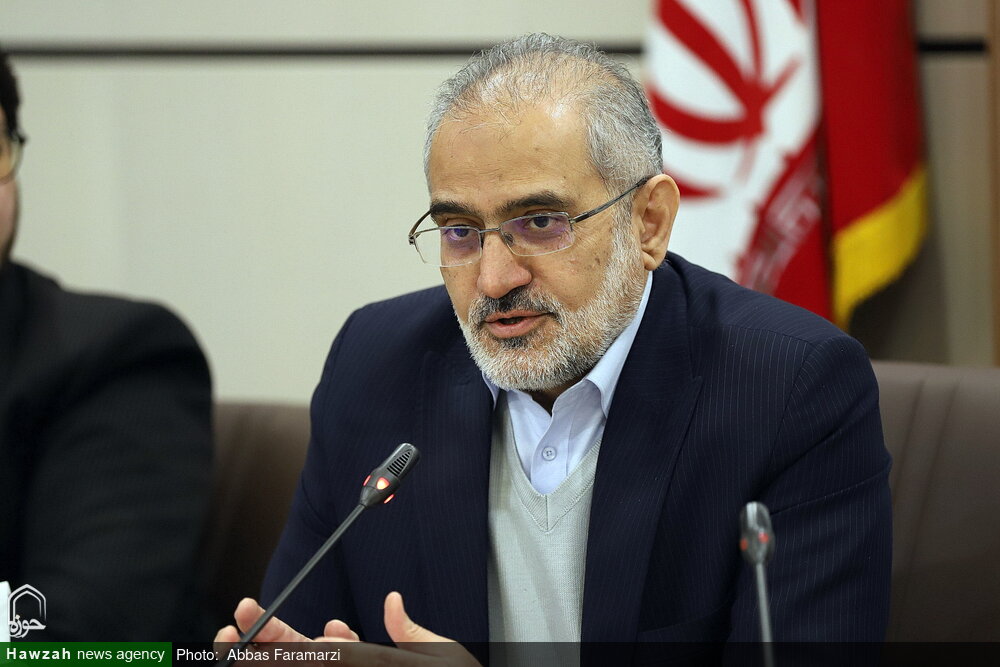 دولت سیزدهم آماده حمایت از حوزه‌های علمیه است