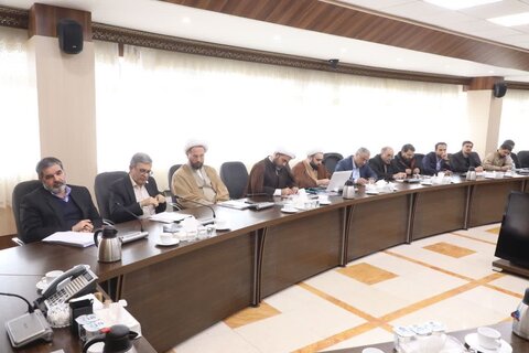 تصاویر/ جلسه شورای توسعه فعالیت های قرآنی آذربایجان غربی