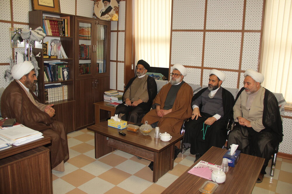 تبلیغ مهمترین رسالت حوزههای علمیه و روحانیت است