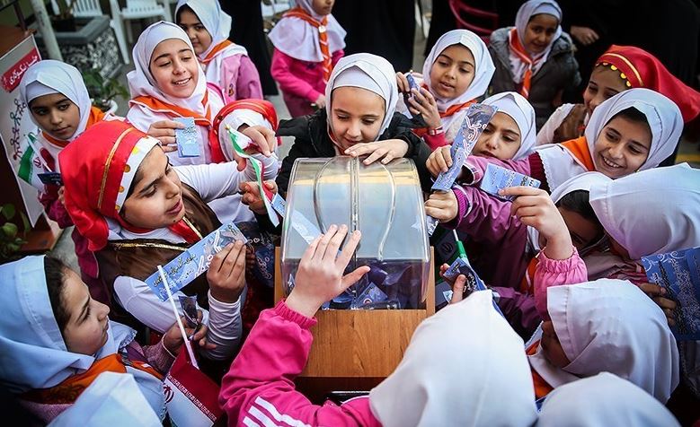 زنگ جشن احسان و نیکوکاری در مدارس استان بوشهر نواخته شد