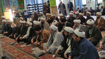 تصاویر/ سفر علمی بیش از صد نفر از مسئولان، معاونین آموزش و کارشناسان علمی مدارس علمیه استان خراسان(رضوی، شمالی و جنوبی) به قم