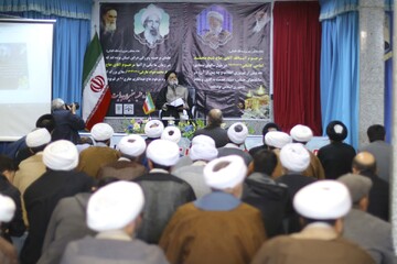 تصاویر/ مراسم بزرگداشت آیت‌الله امامی کاشانی و حجت الاسلام والمسلمین محمدجواد عارفی در مدرسه علمیه سفیران هدایت بیرجند