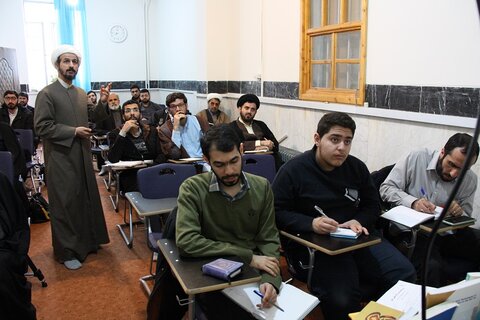 تصاویر/ برگزاری کارگاه «مهارت افزایی تبلیغ ماه مبارک رمضان» در کرمانشاه