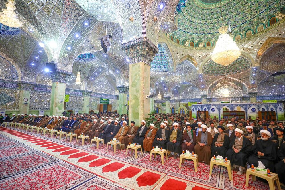 تکریم هفتاد طلبه مجاهد در عراق + تصاویر