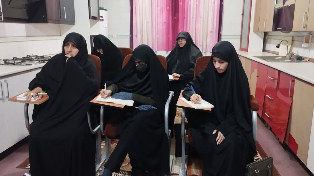 اردوی علمی، مهارتی اساتید حوزه علمیه خواهران هرمزگان برگزار شد