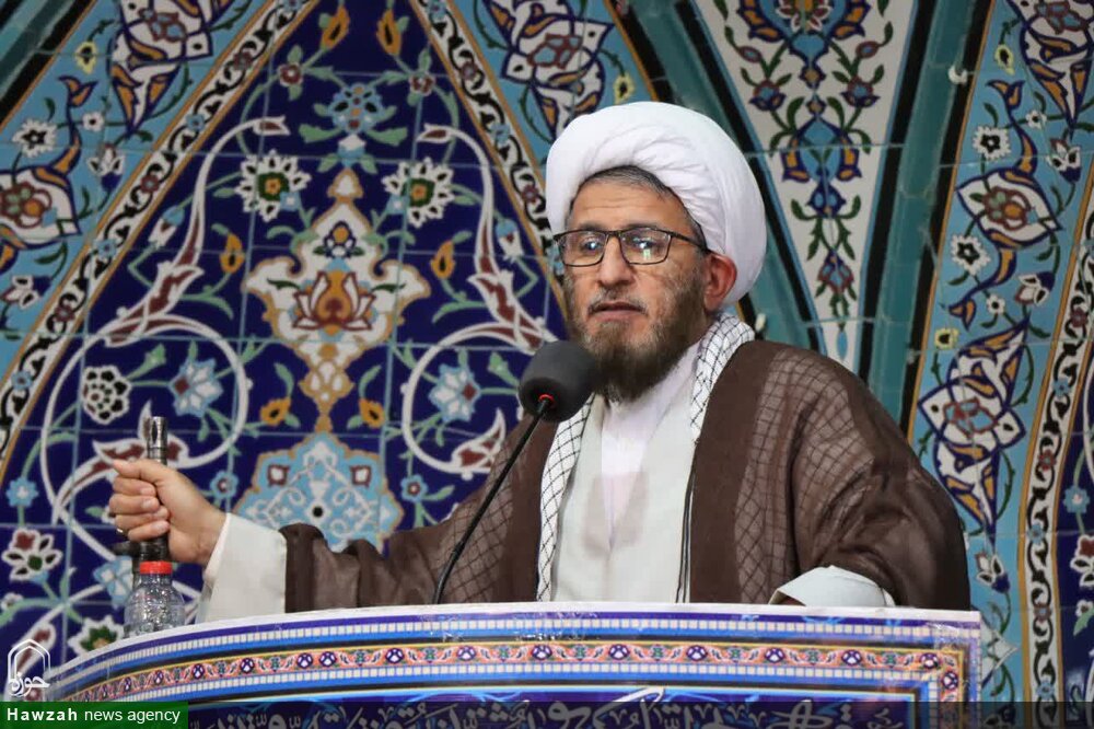 رشد چهار و نیم درصدی اقتصاد ایران با وجود تمام تحریم ها قابل تقدیر است