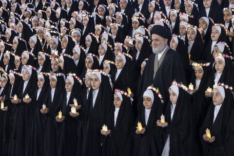 حضور نماینده آیت الله العظمی سیستانی در مراسم جشن تکلیف دختران عراقی