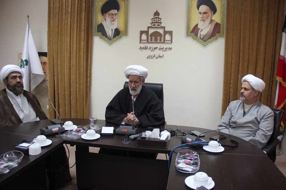 ائمه معصومین (ع) بهترین، الگو و اسوه برای بشریت هستند