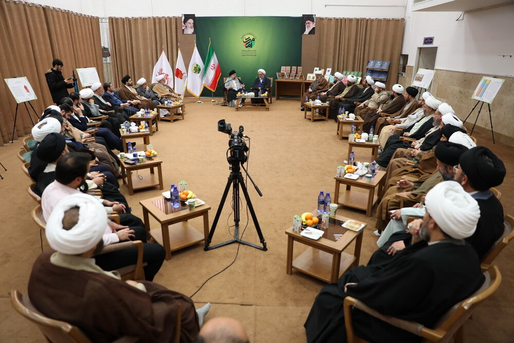 دیدار نماینده آیت الله العظمی سیستانی با مدیران و اساتید بنیاد بین المللی امامت