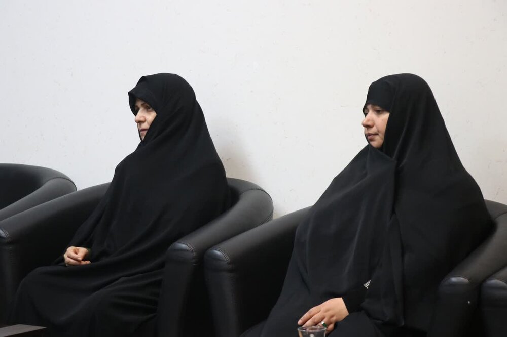 گزارشی از برنامه های دبیر شورای سیاستگذاری حوزه‌های علمیه خواهران در هرمزگان + تصاویر